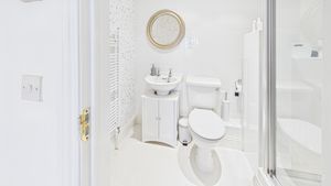 Photo 24- click for photo gallery